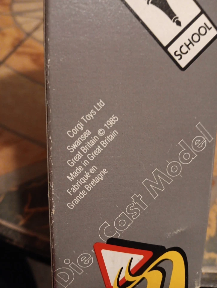 Винтажный 1929 Thornycroft литой доставки грузовик новый в коробке (Mfg 1985) масштаб 1:43 - Изображение 3 из 3