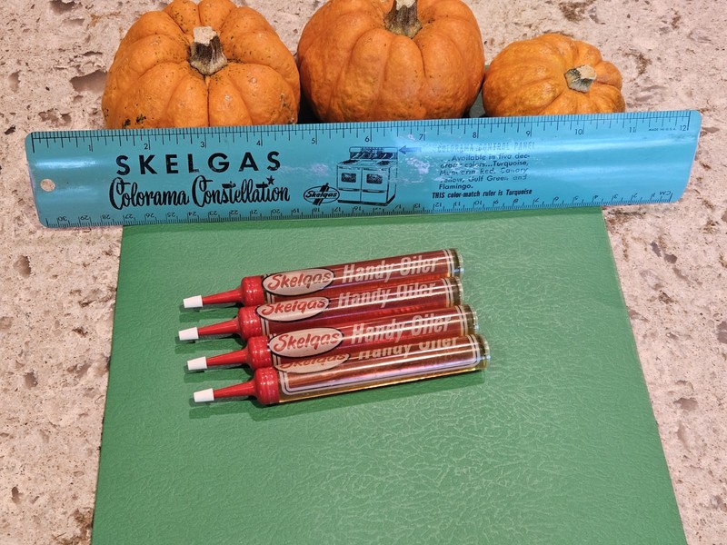  1950s Skelly / Skelgas NOS Promotional Set +Original Gas Oil Advertising Ruler