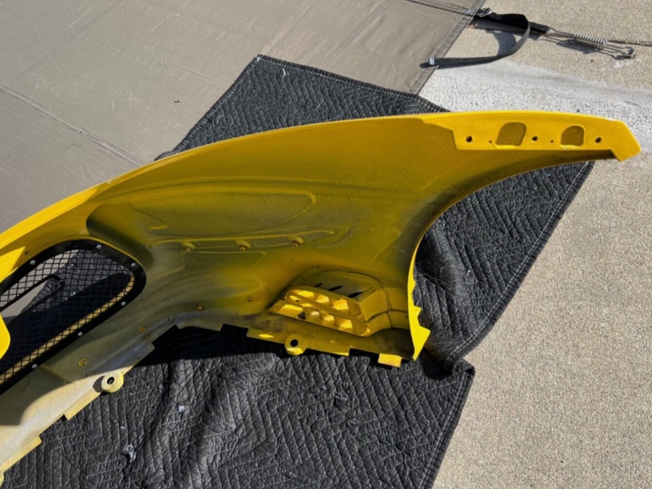 ferrari 488 challenge front bumper OEM carbon fiber grills spoilers canards nice
