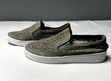Vionic Splendid Midi Slip On Sneaker Womens Sz 6.5 Gray Breathable Perf Comfort