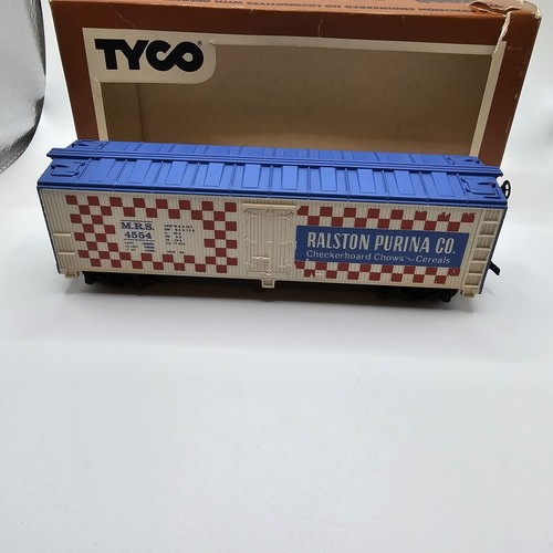 Tyco HO Scale RTR #355E 40’ Billboard Reefer Ralston Purina Used - Picture 2 of 7