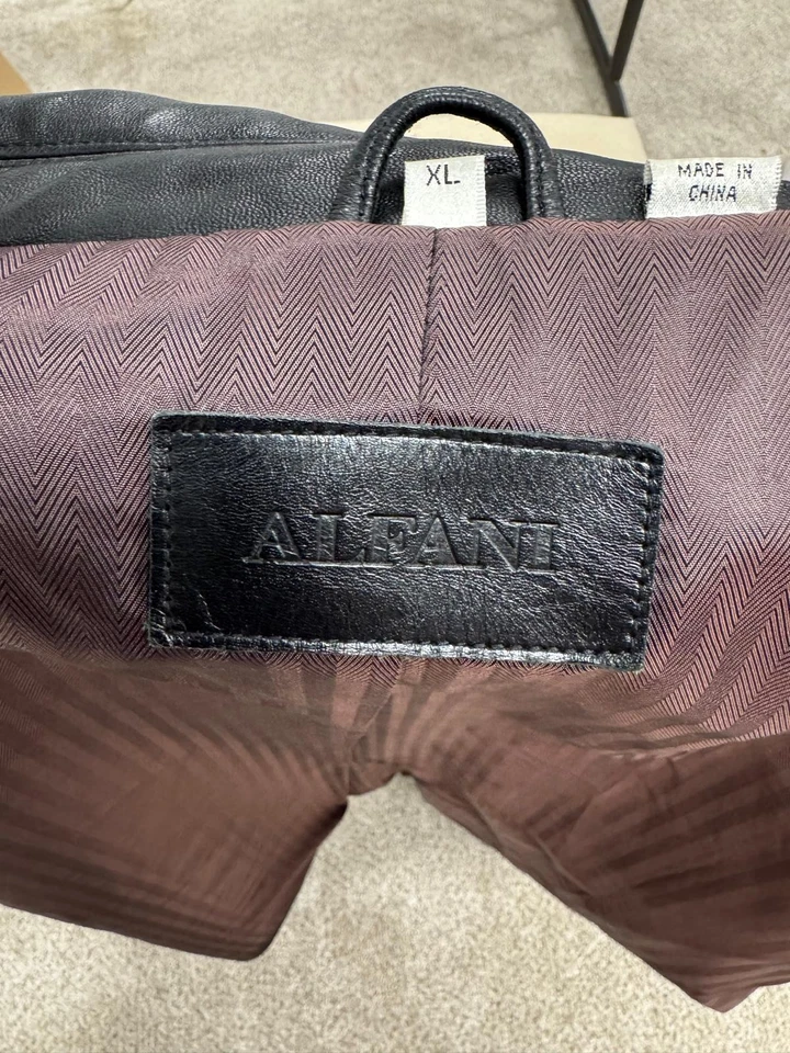 Chaqueta Alfani Genuina Negra Suave 100% Cuero Para Hombre XL Cremallera Completa Excelente Estado Foto 2 de 4