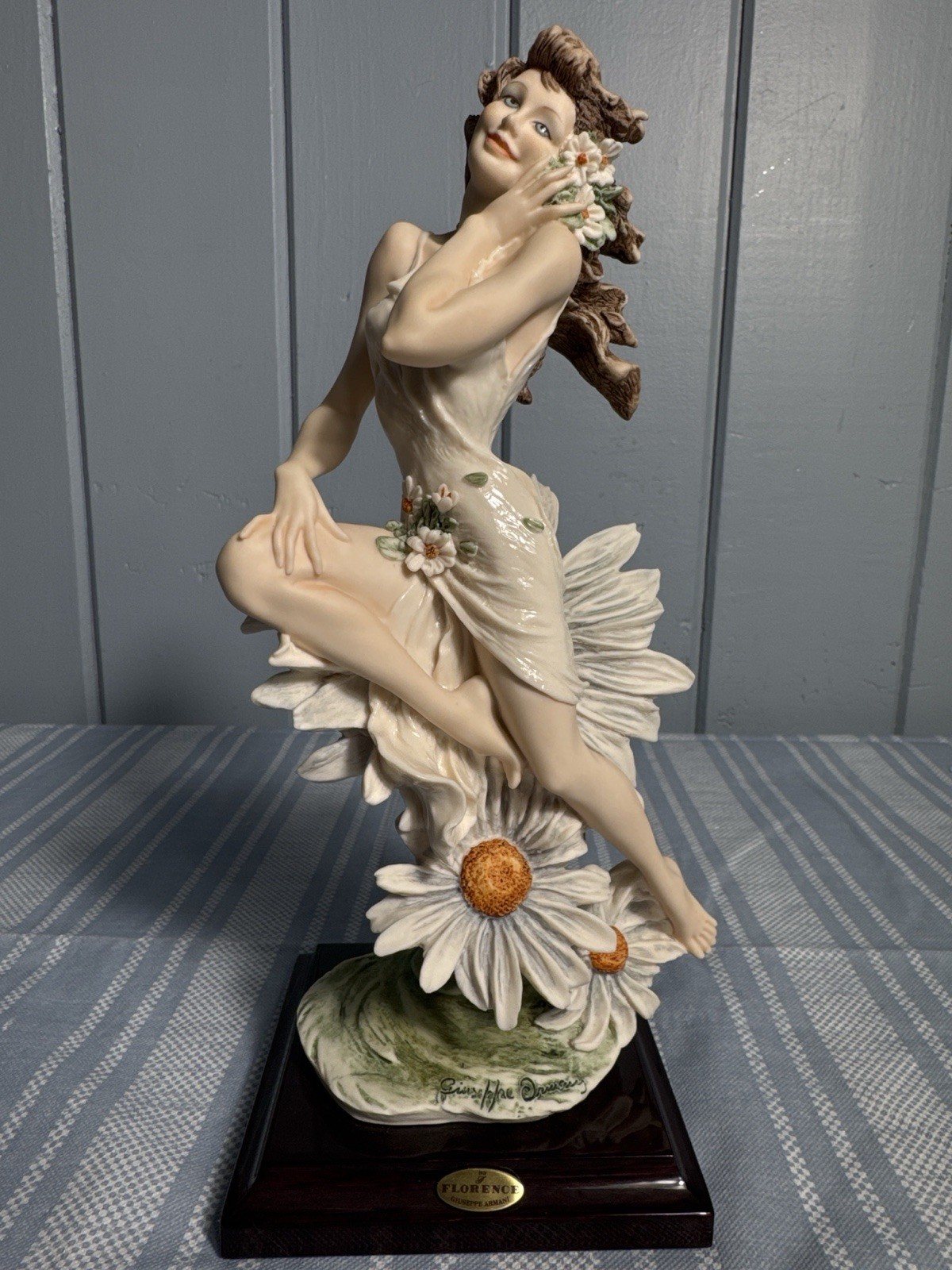 Giuseppe Armani Florence “Miss Daisy” Figurine 10” Italy 1999 #1348C