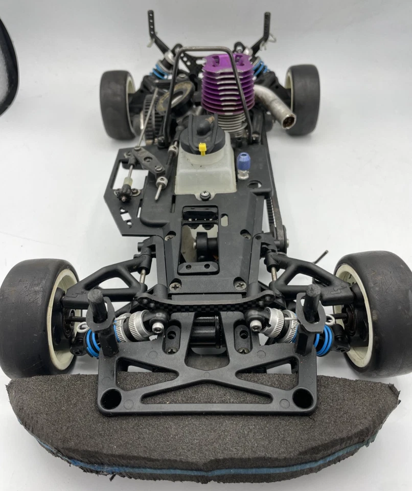 For parts Serpent impulse engine car 4WD chassis - Image 2 of 4