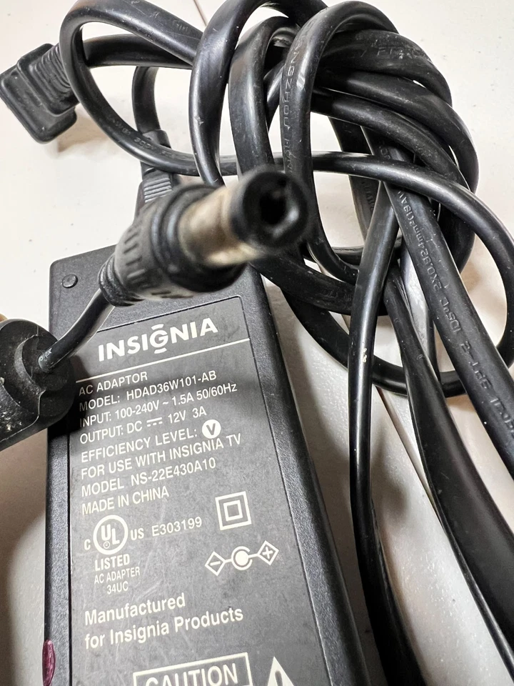 Adaptador de CA Insignia HDAD36W101 - AB 12V 3A Fuente de alimentación Foto 4 de 4