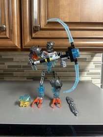 LEGO BIONICLE: Skull Warrior (70791) with Mask of Ice