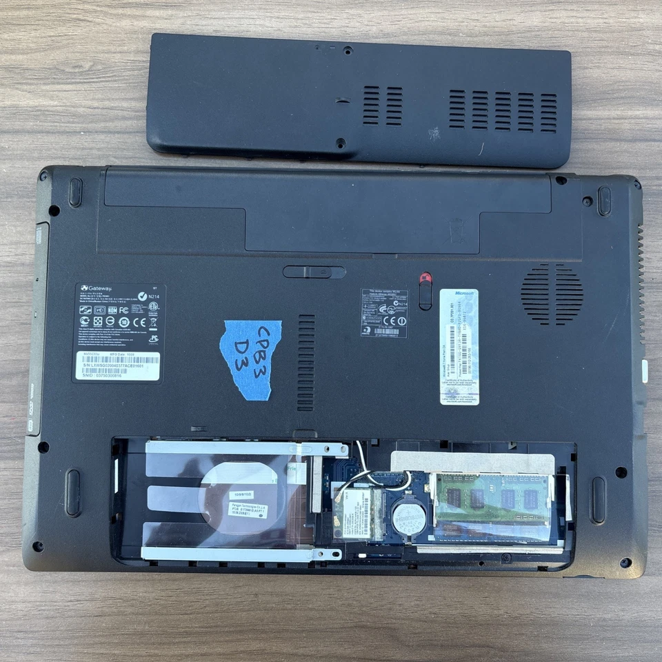 Gateway PEW91 - NV55C03u - 15.5” Laptop - UNTESTED - Image 2 of 4