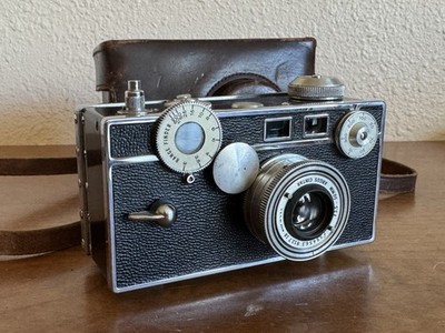 Argus C3 Brick 35mm Camera with Case - Operational Working Vintage Retro Hipster