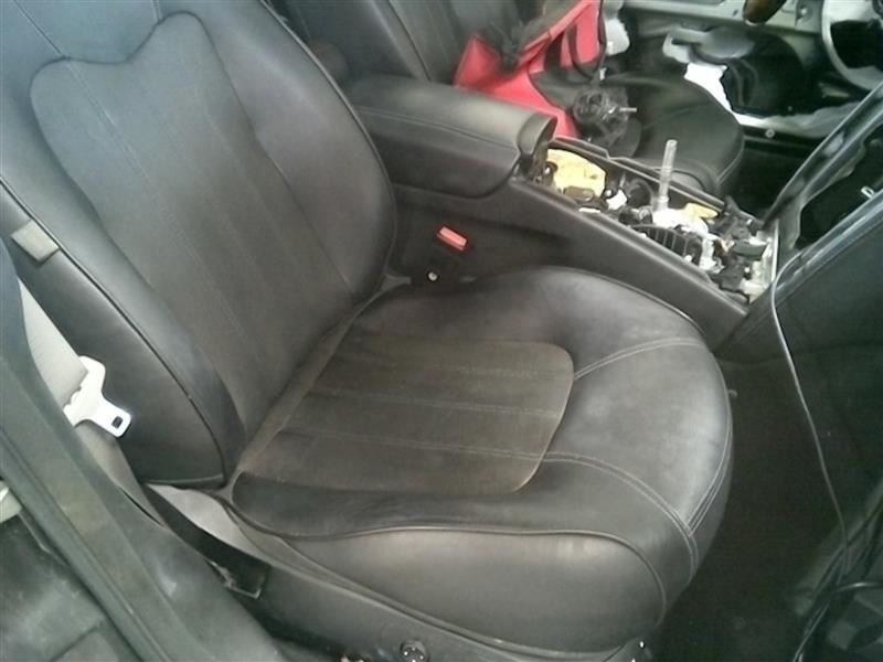 2009 MASERATI QUATTROPO R Front Seat