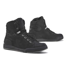 motorcycle boots | Forma SWIFT dry waterproof urban street city riding 