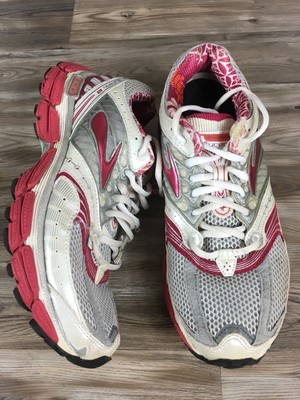 brooks adrenaline asr 10 yellow