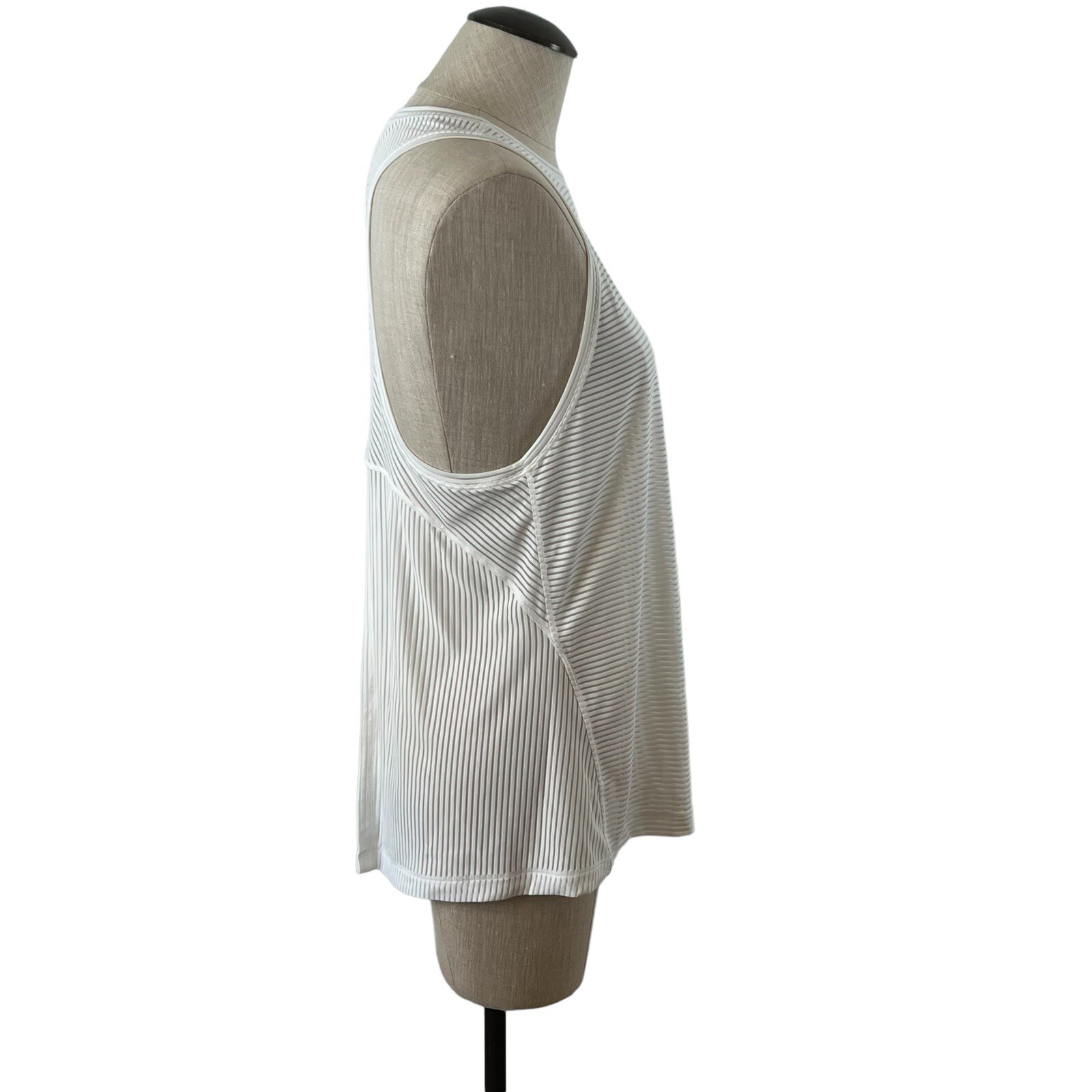 Lululemon Miles Ahead White Split Back Mesh Light… - image 10
