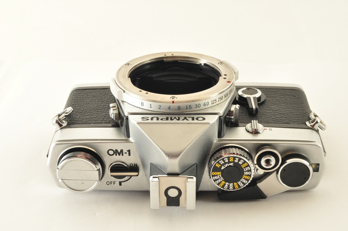 OLYMPUS OM-1 Silver 35mm SLR Film Camera w/ G.ZUIKO 50mm f