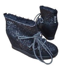 Juicy Couture Mareen Ankle Boots Womens Size 7 Black Y2K Wedge Glitter Sparkle