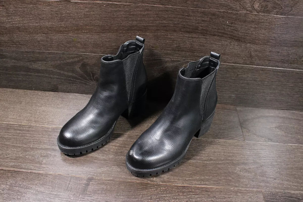 MIA Womens Jody Black Chelsea Boots Size 6.5 eBay