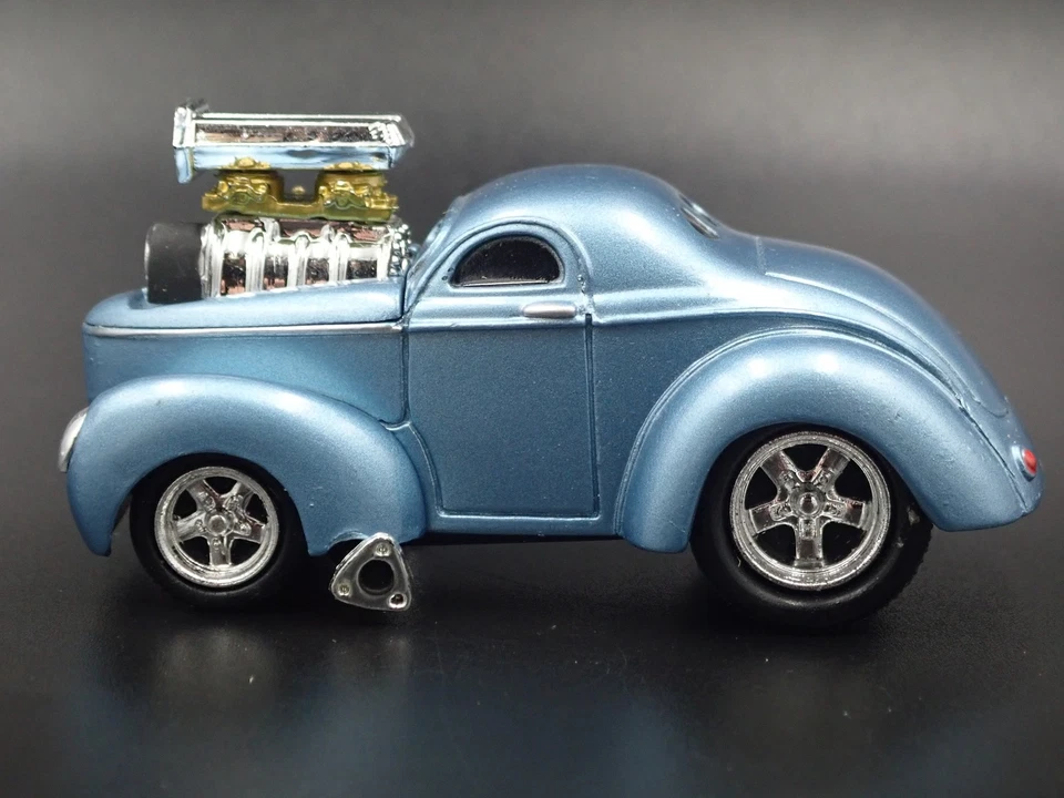 1941 Willys Coupe W/Blower Nhra Rare 1:64 Scale Diorama Diecast Modelo Coche - Imagen 3 de 4