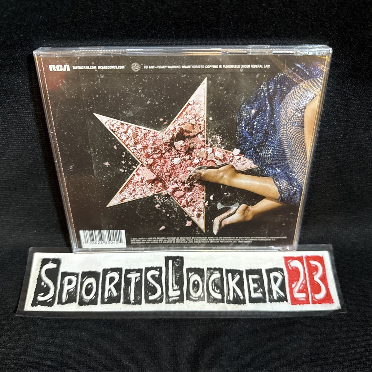 S*K様 Tate McRae　直筆サイン入りレコード　限定盤 S*K様 Tate McRae 直筆サイン入りレコード 限定盤 - メルカリ