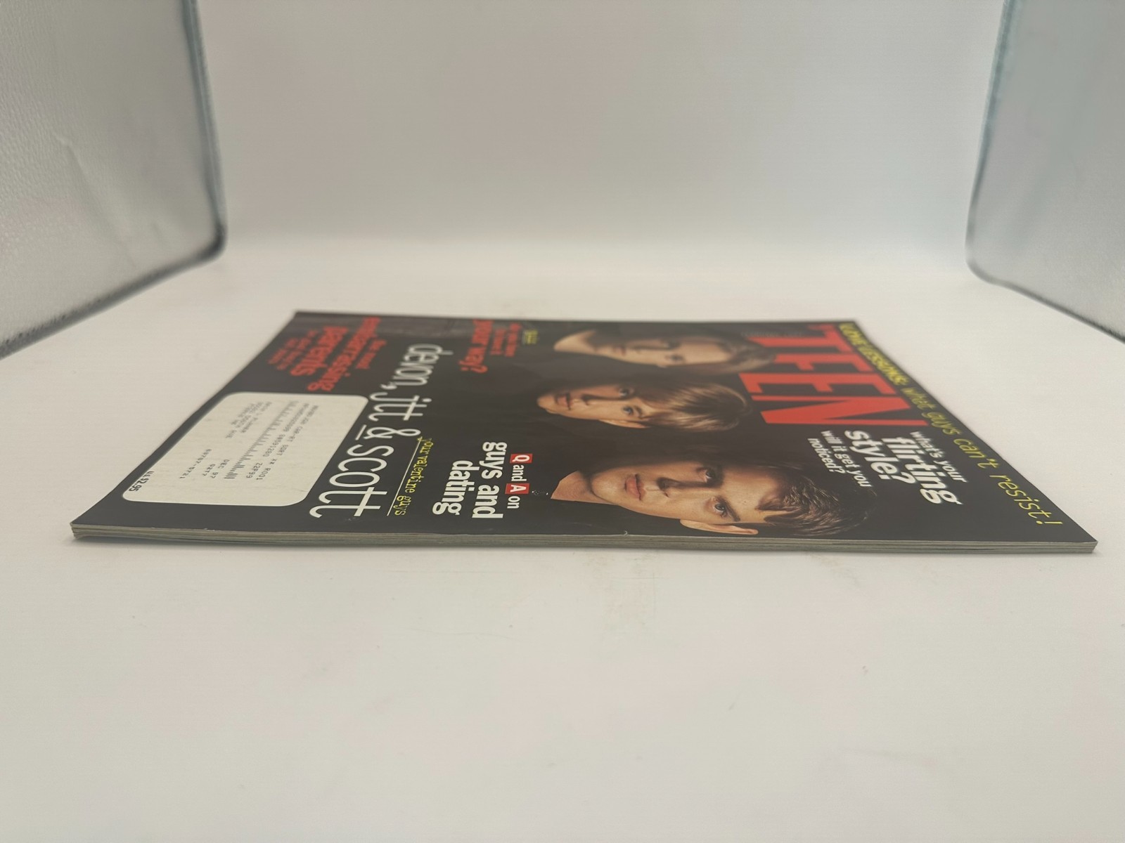 VTG Teen Magazine Feb 1997 Devon Sawa Jonathan Taylor Thomas Chris Hardwick pop