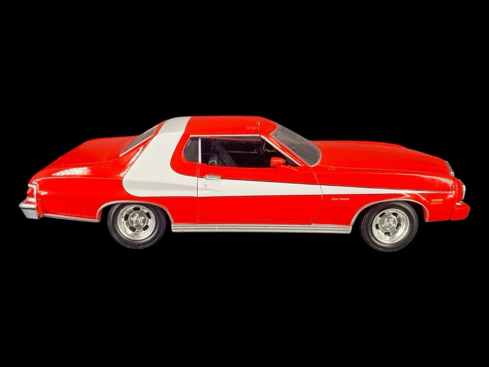 2017 Greenlight 1976 Ford Gran Torino Starsky & Hutch modelo de carro fundido vermelho - Imagem 4 de 4
