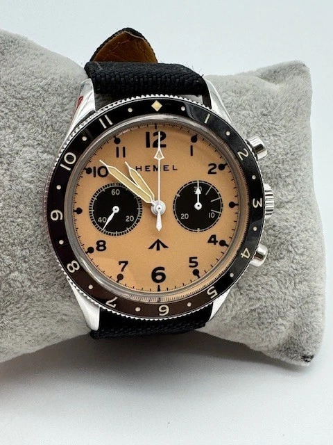 Reloj Cronógrafo Hombre HEMEL Mecánico Airfoil Tono Plateado FUNCIONA Foto 2 de 4