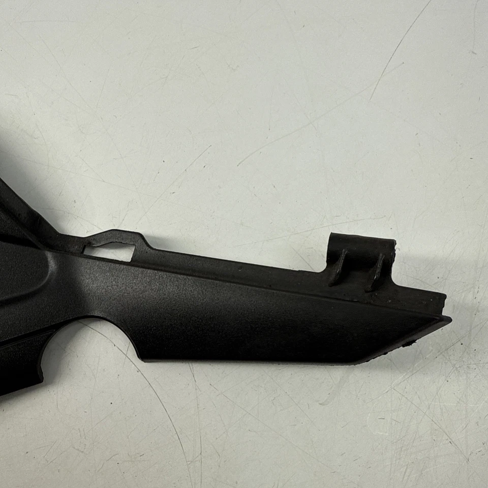 Cubierta lateral Aprilia Shiver SL750 3013 L/H Pt.no AP851660 Dis.8959922/896122 #Y1 Foto 4 de 4