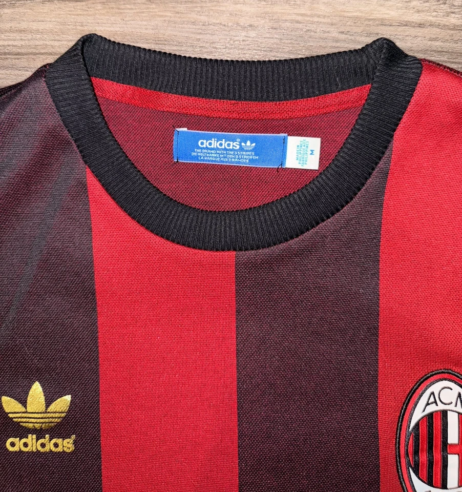 AC Milan 2012 Home football Adidas long sleeve jersey size Medium W64536 - Image 4 of 4