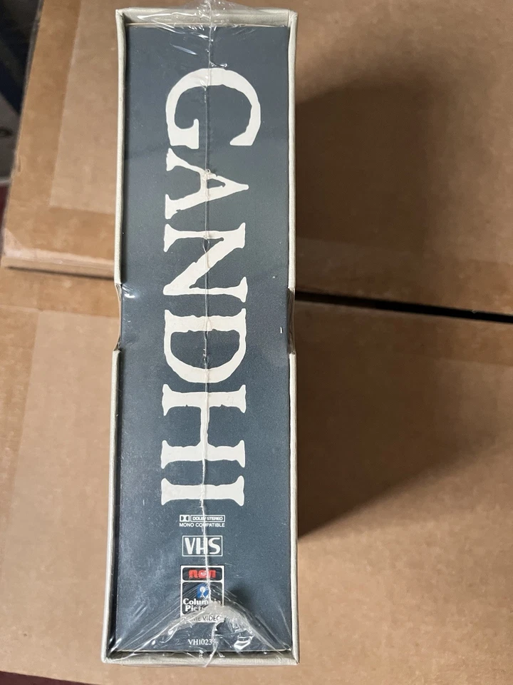 FACTORY SEALED Gandhi Special Edition VHS SLIPCASE 2-Tape Box Set 1983 - Image 3 of 4
