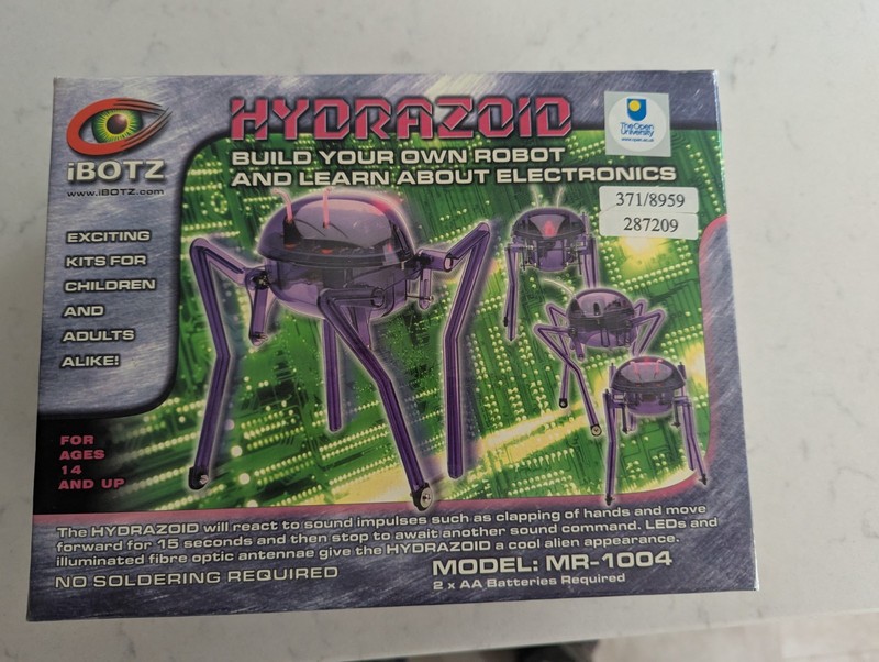 NEW IBotz Hydrazoid Model MR-1004 Build Your Own ROBOT Electronic Sensor Kit 14+