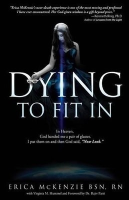 Erica McKenzie Bsn Rn Dying to Fit In (Paperback) (UK IMPORT)