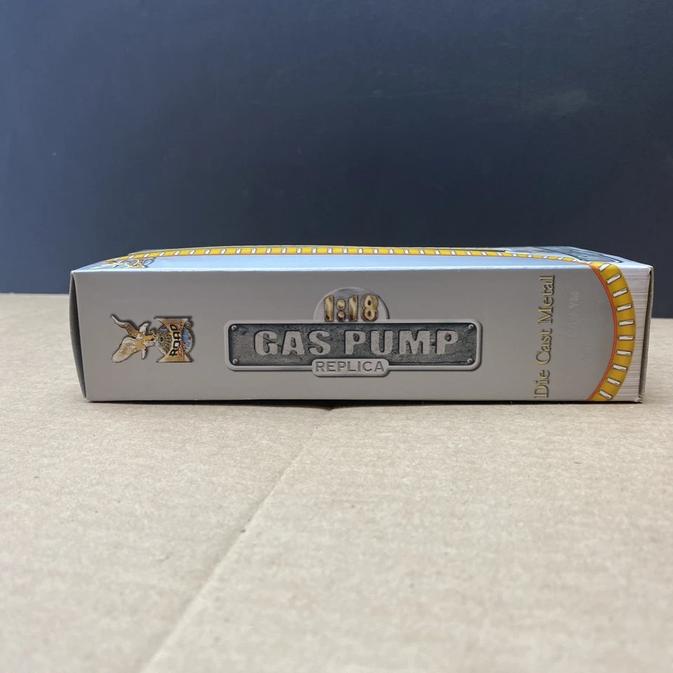 Yat Ming, Indian Gas Pump Replica, Road Signature, 1:18 COMB SHIP $1 - Image 4 of 4