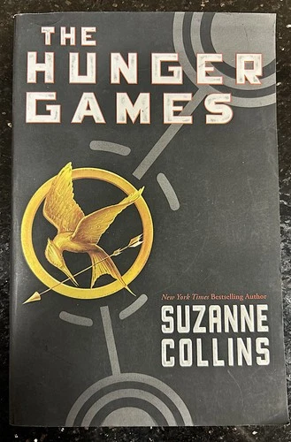 Hunger Games (Hunger Games, Book One) by Suzanne Collins (2010, Trade Paperback)