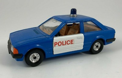 corgi ford escort