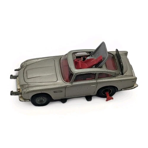 Corgi 270 James Bond Aston Martin DB5 Complete in Original Box Works 1973