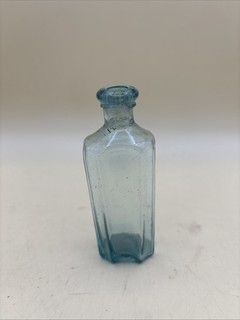 Antica bottiglia acqua medicina marcata Pontil