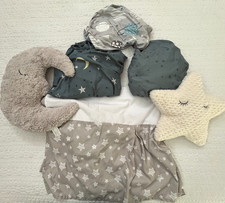 Moon Star Crib lot of 6 crib sheet X2, crib skirt, pillows, pack n play sheet