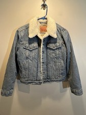 Levi's Women  s Size M Original Sherpa Trucker Denim Jacket