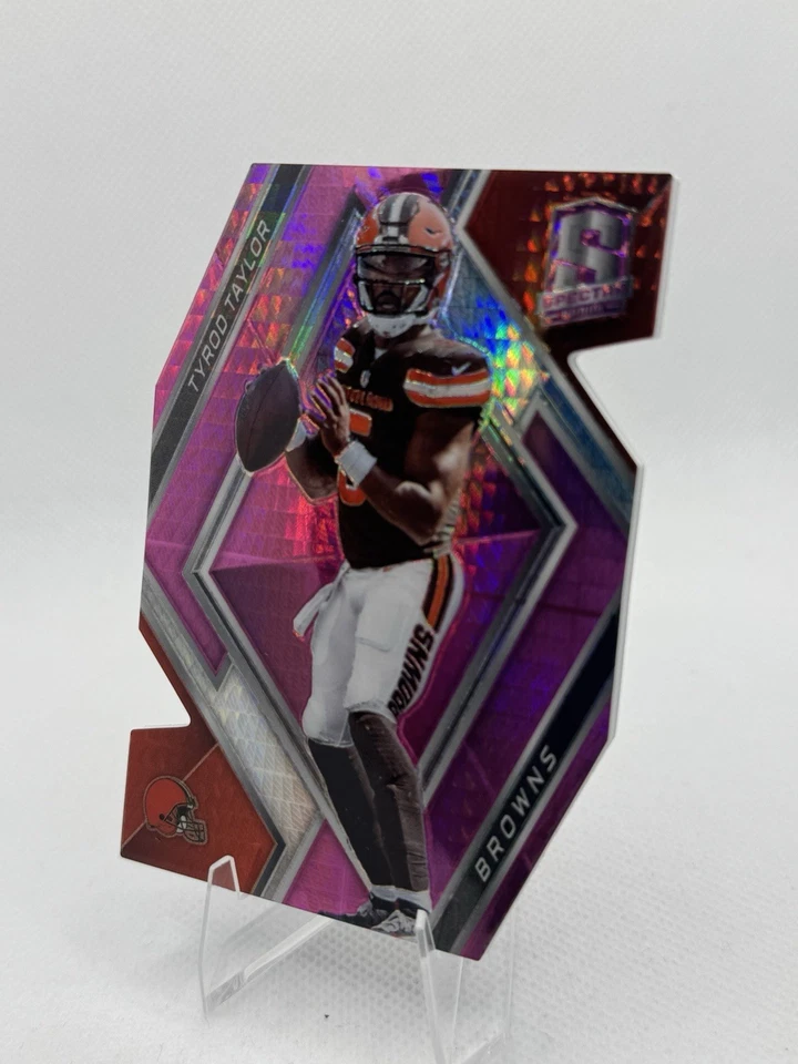 Tyrod Taylor 2018 Panini Spectra Neon Pink Die Cut #21 13/15 Cleveland Browns - Image 3 of 4