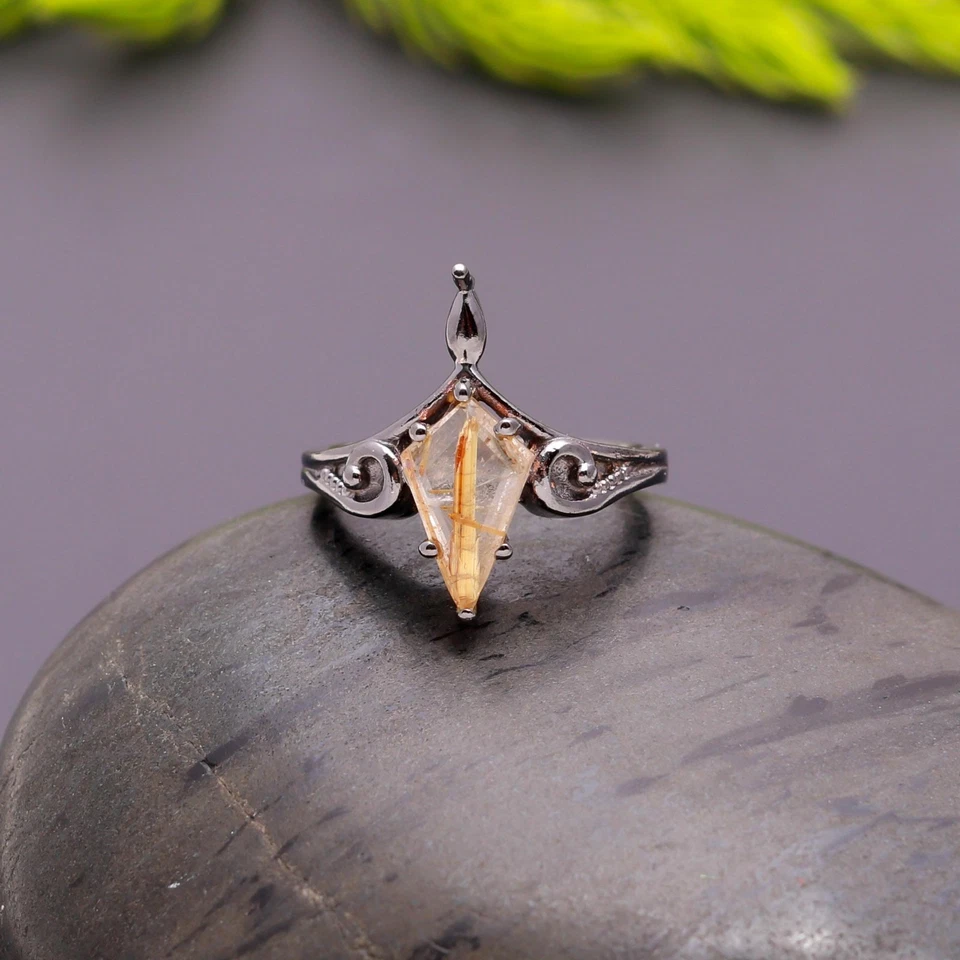 Anillo Cometa Rutilo Dorado Natural Plata de Ley 925 Negro Oxidado Joyería Boho Foto 2 de 4