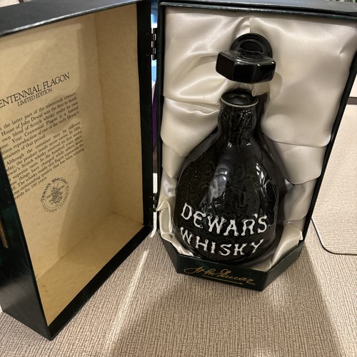 VINTAGE DEWARS WHITE LABEL JOHN DEWAR CENTENNIAL FLAGON WITH ORIGINAL BOX