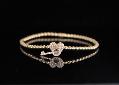 ITALY 18k Yellow Gold Pave Diamond Key to the Heart Flexible Stretchy Bracelet