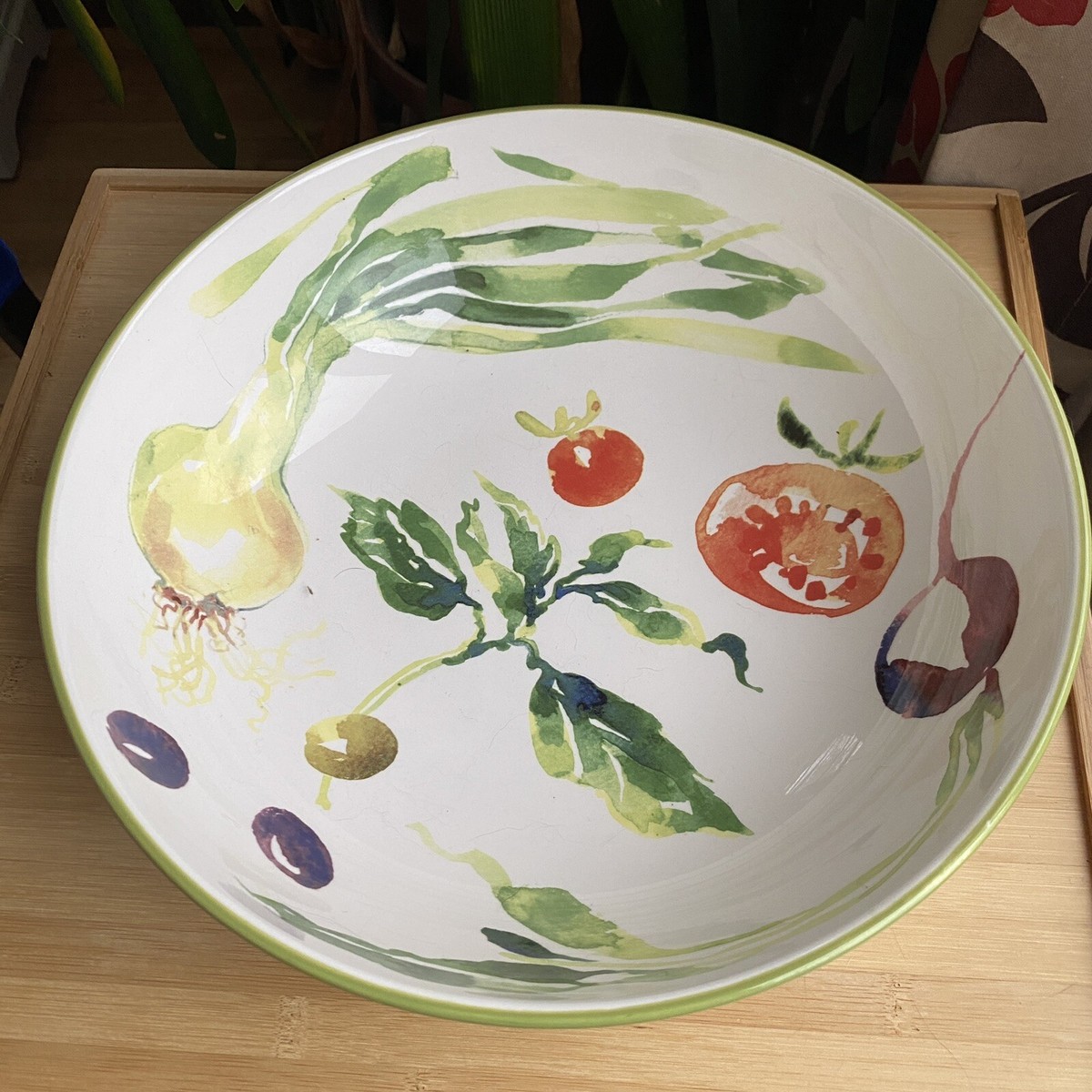 Crate Barrel Fresh Vegetables Large Serving Bowl Salad Pasta 12”