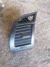 Bmw Z4 E85 E86 Passenger Side Air Vent 7025631