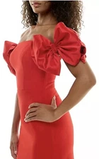  B Darlin Juniors' Bow-Trim Off-The-Shoulder Gown