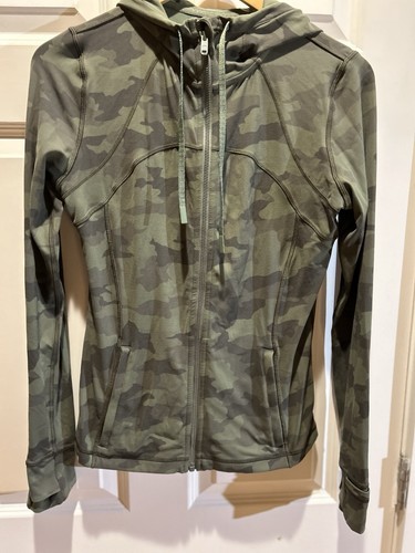 Women’s Lululemon Camouflage Green Nulu Define Jacket Hooded Zip Size 10