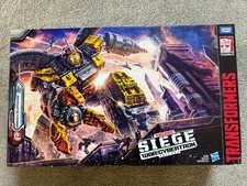 Hasbro Transformers War for Cybertron Siege Titan Class OMEGA Supreme New Other