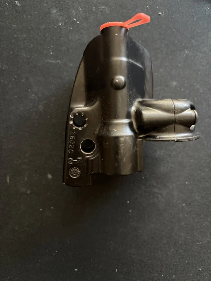 Cilindro maestro de freno delantero Harley-Davidson 9/16′′ diámetro (disco único) depósito Foto 3 de 4