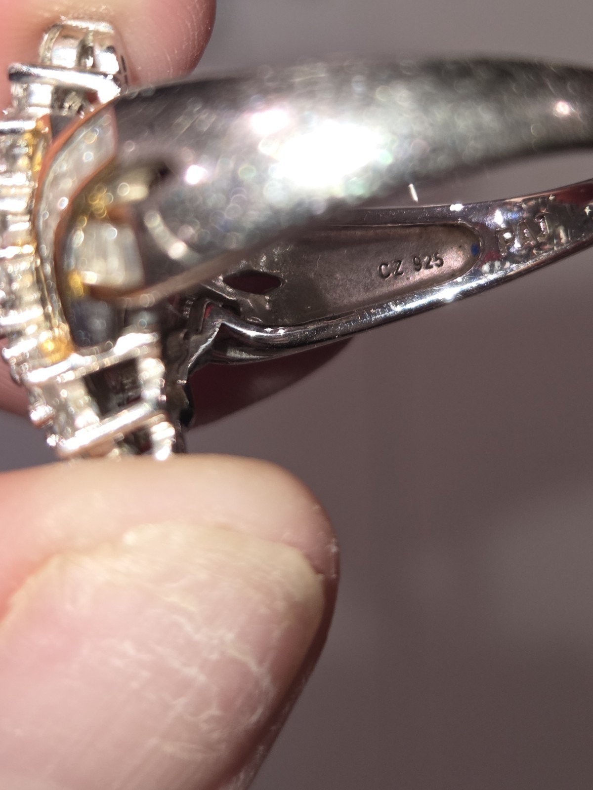 BEAUTIFUL Cluster & Baguettes Cz Engagement Ring … - image 8