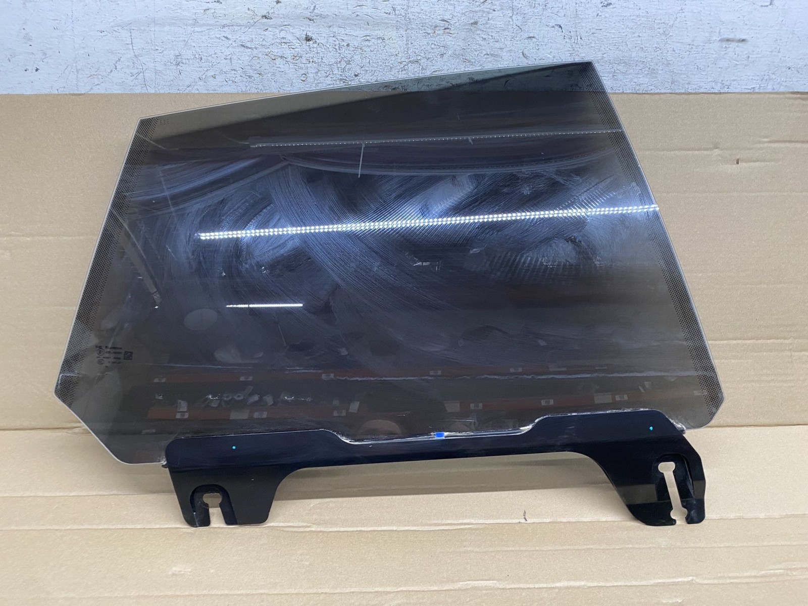 2020-2025 ASTON MARTIN DBX OEM RH RIGHT REAR DOOR ACOUSTIC GLASS WINDOW