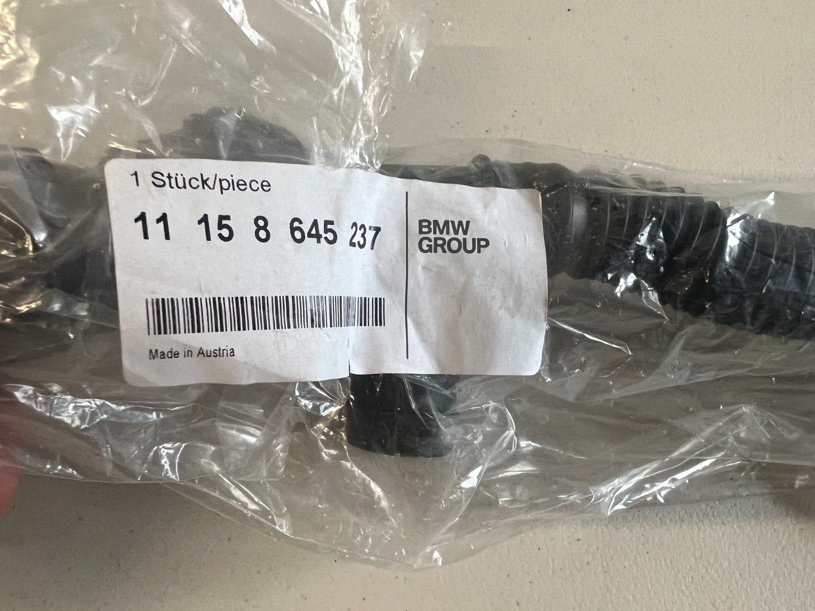 Genuine BMW 550, 650 B5 X5 X6 Engine Crankcase Breather Hose for