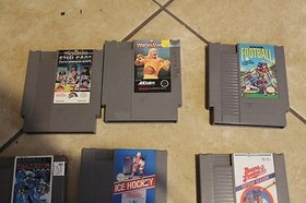 Nintendo Entertainment System Games Lot 7 Hockey Wrestle Football Baseball NES
